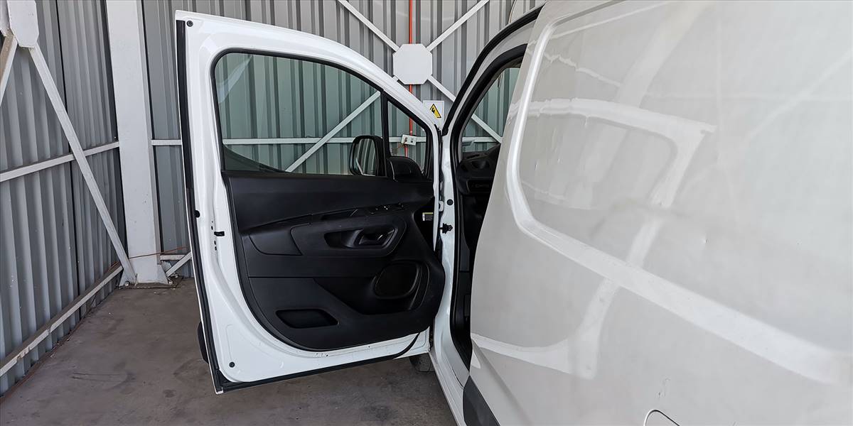 PEUGEOT NUEVA PARTNER HDI 1.6 - Imagen 27