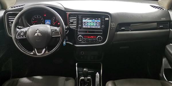 MITSUBISHI OUTLANDER 2.0 AUT - Imagen 15
