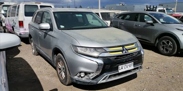MITSUBISHI OUTLANDER 2.0 AUT - Imagen 8