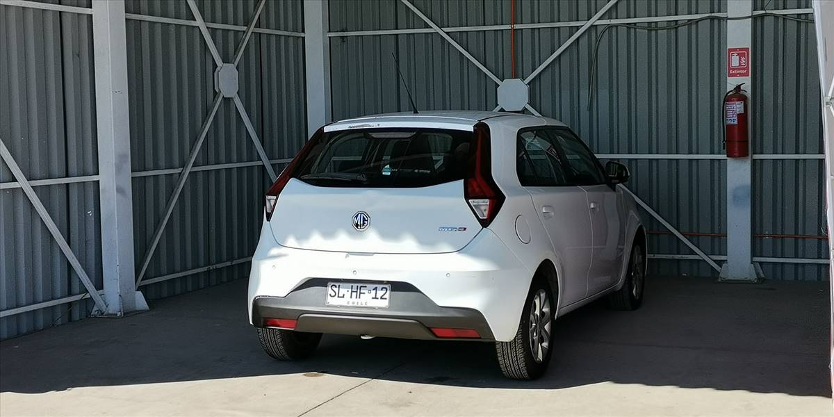 MG 3 HATCH BACK 1.5 AUT - Imagen 3