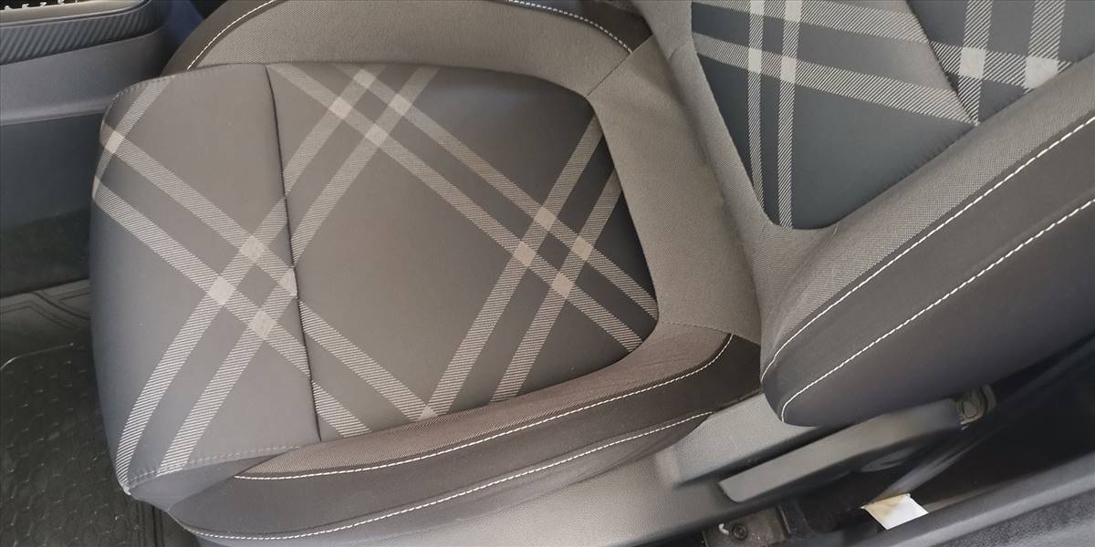 MG 3 HATCH BACK 1.5 AUT - Imagen 48