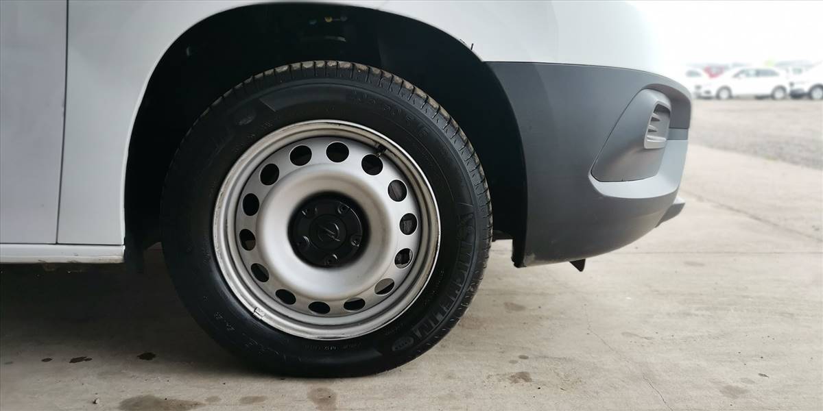OPEL COMBO 4X2 1.5 - Imagen 16