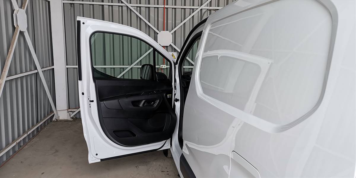 OPEL COMBO 4X2 1.5 - Imagen 24