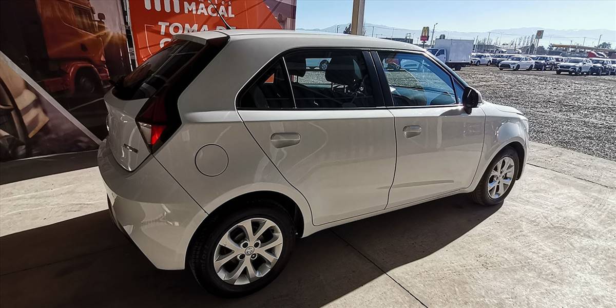 MG 3 HATCH BACK 1.5 AUT - Imagen 11