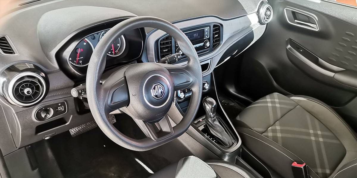 MG 3 HATCH BACK 1.5 AUT - Imagen 21