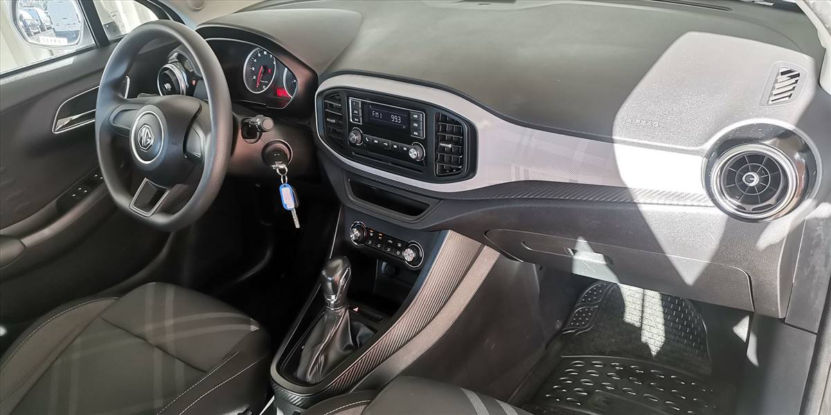 MG 3 HATCH BACK 1.5 AUT - Imagen 22