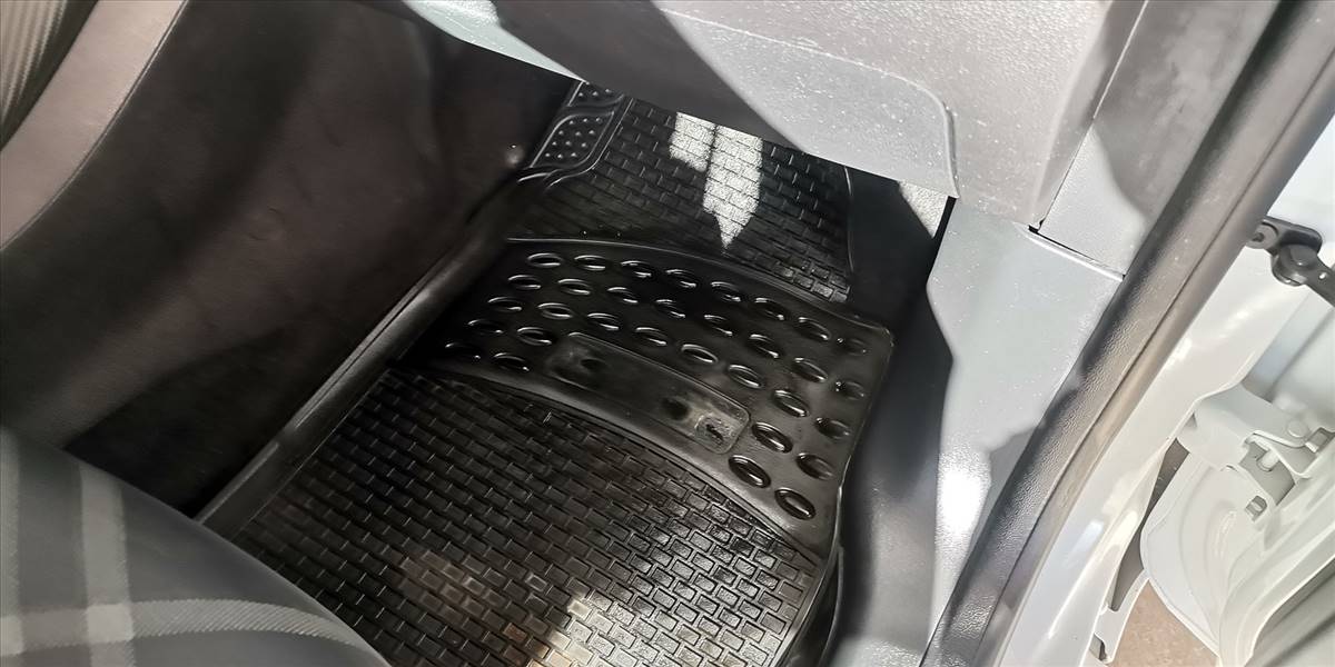MG 3 HATCH BACK 1.5 AUT - Imagen 30