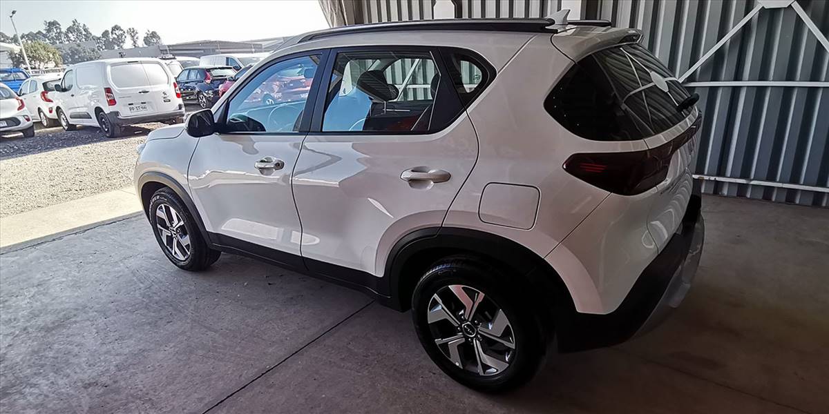 KIA SONET EX IVT 1.5 AUT - Imagen 10