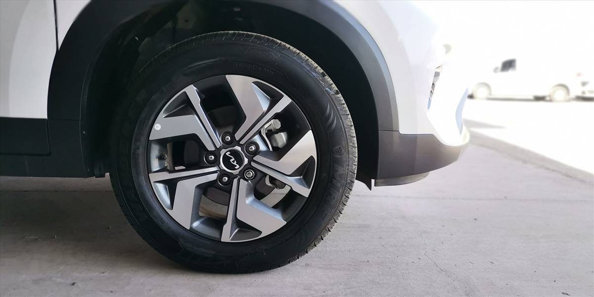 KIA SONET EX IVT 1.5 AUT - Imagen 17
