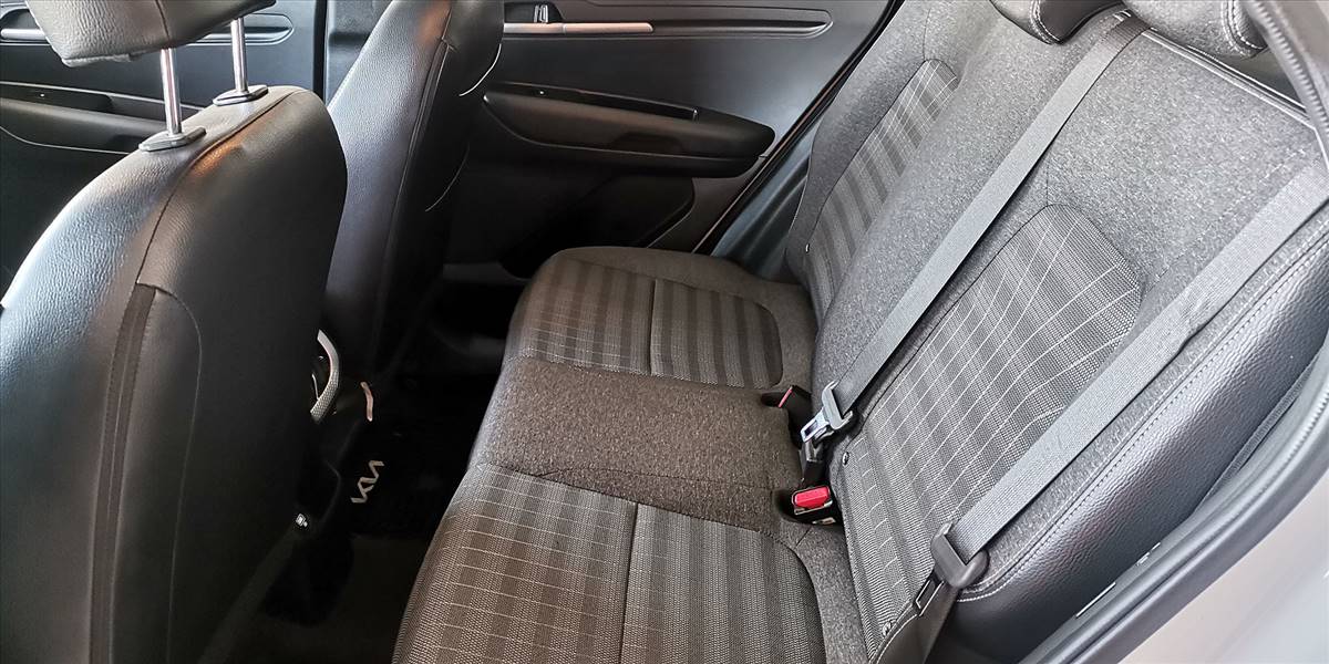 KIA SONET EX IVT 1.5 AUT - Imagen 26