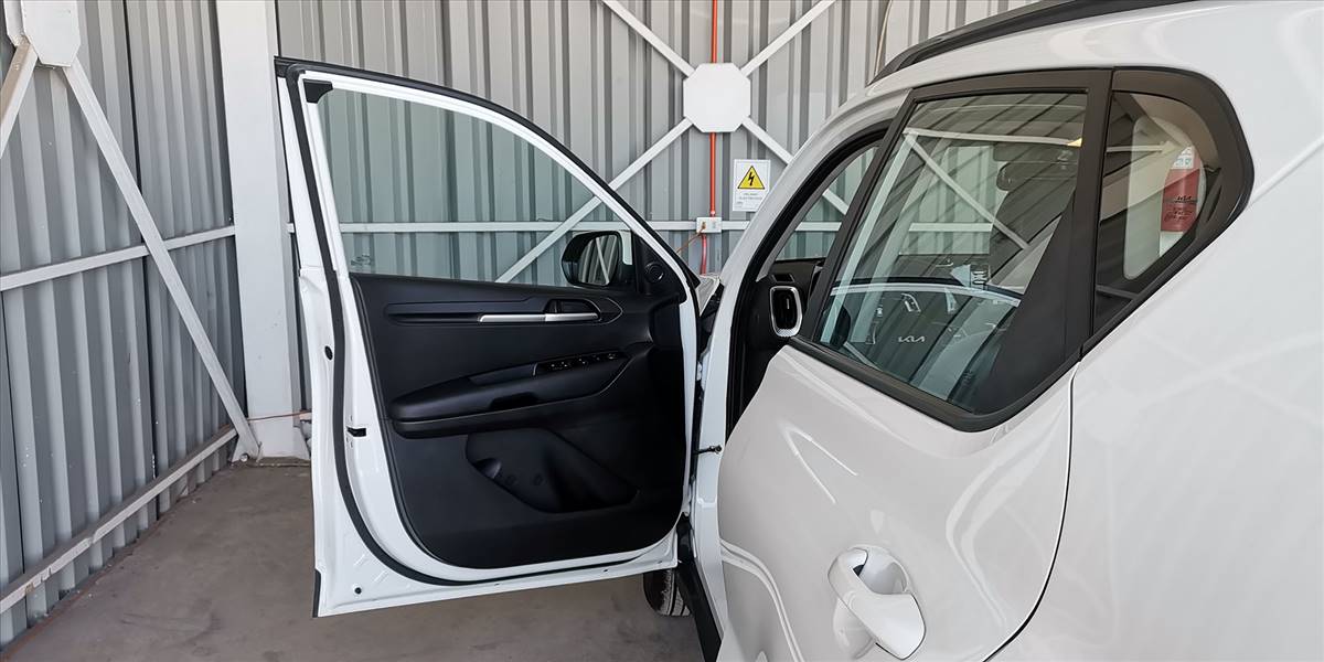 KIA SONET EX IVT 1.5 AUT - Imagen 27