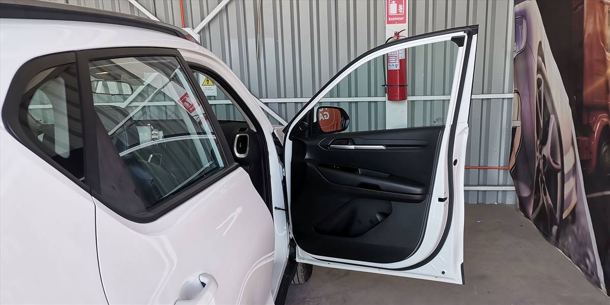 KIA SONET EX IVT 1.5 AUT - Imagen 28