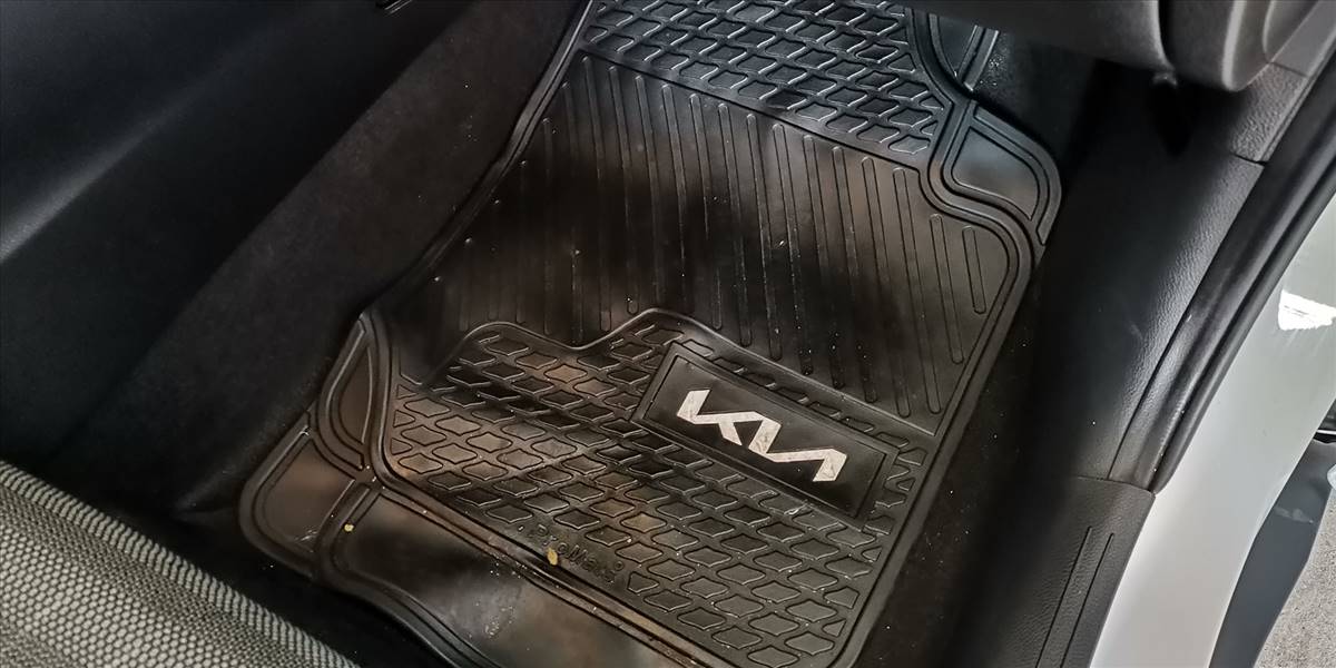 KIA SONET EX IVT 1.5 AUT - Imagen 30