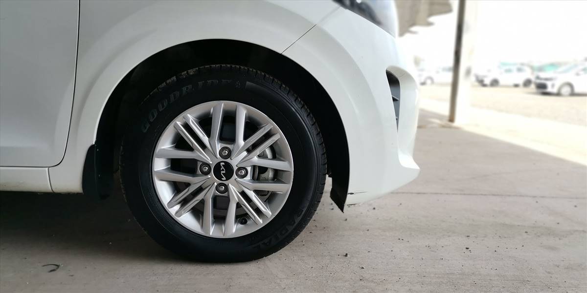 KIA MORNING MPI 1.2 AUT - Imagen 17