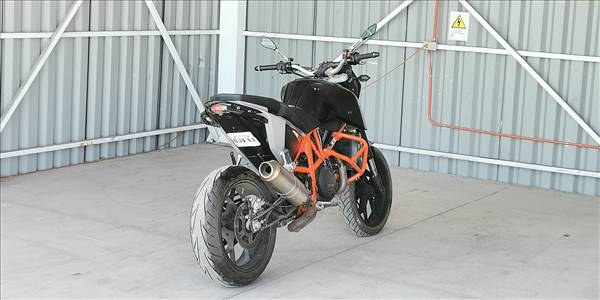 KTM 690 DUKE - Imagen 2