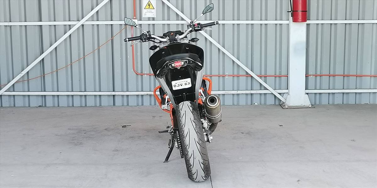 KTM 690 DUKE - Imagen 12