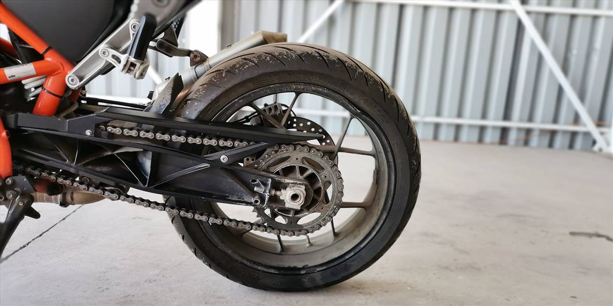KTM 690 DUKE - Imagen 14