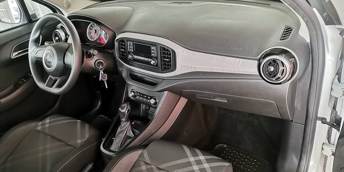 MG 3 HATCH BACK 1.5 AUT - Imagen 65