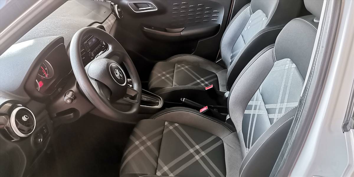 MG 3 1.5 AT - Imagen 25