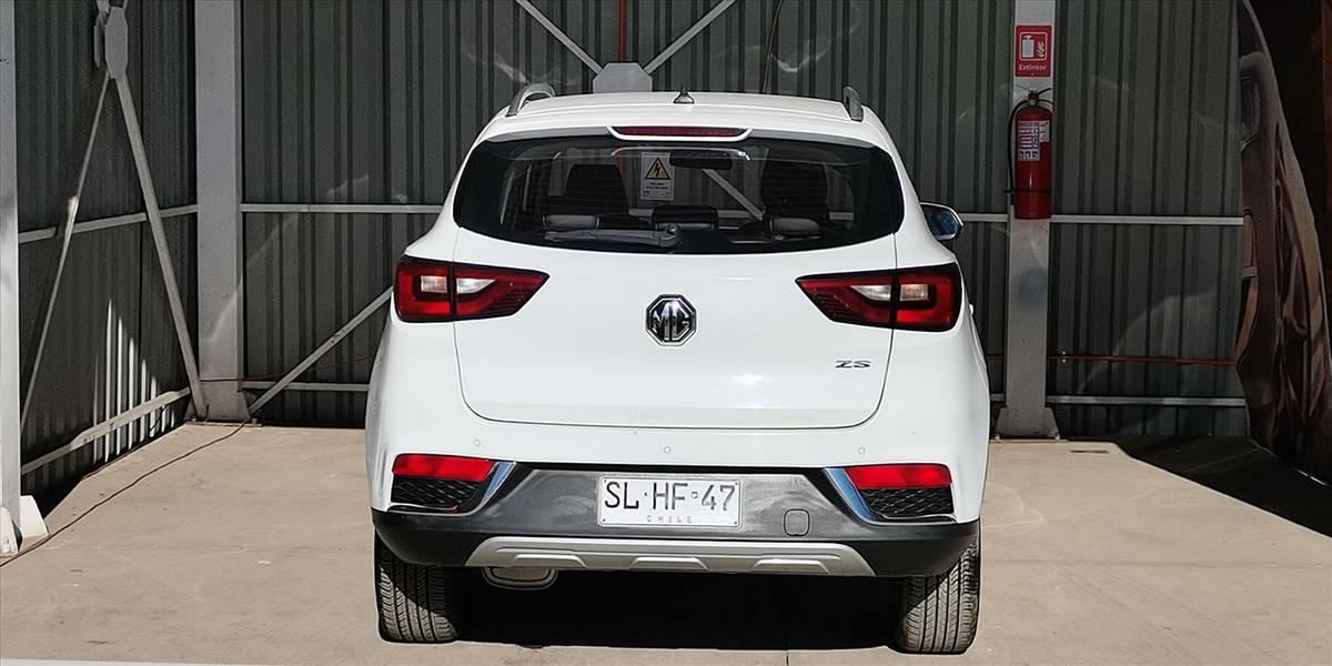 MG ZS 1.5 AT - Imagen 12
