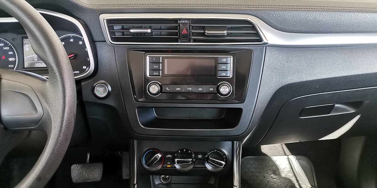 MG ZS 1.5 AT - Imagen 23