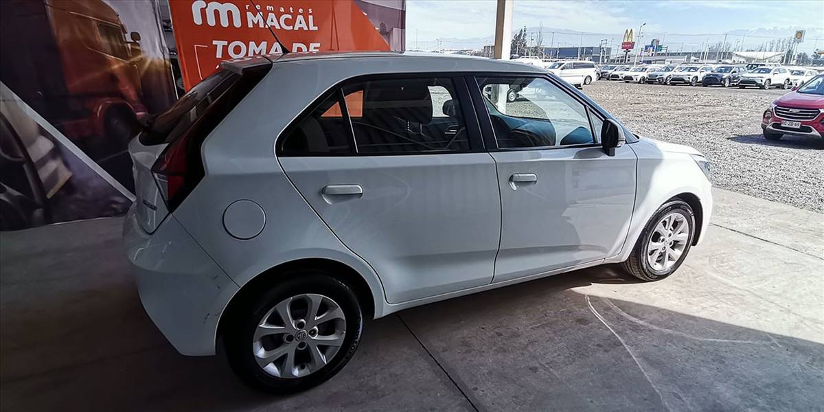 MG 3 HATCH BACK 1.5 AUT - Imagen 11