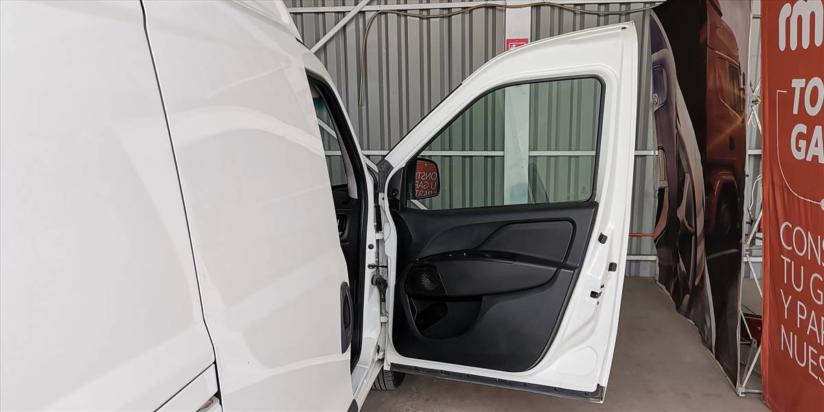 RAM VAN 1000 CARGO XL 1.6 - Imagen 23