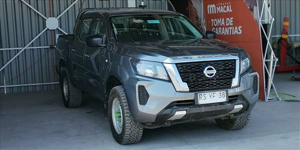 NISSAN NAVARA D CAB MT 4X4 2.3 - Imagen 2