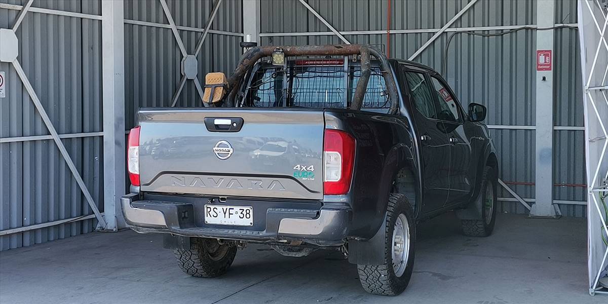 NISSAN NAVARA D CAB MT 4X4 2.3 - Imagen 3