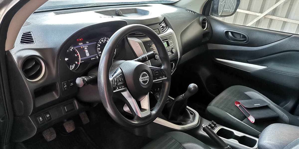 NISSAN NAVARA D CAB MT 4X4 2.3 - Imagen 19