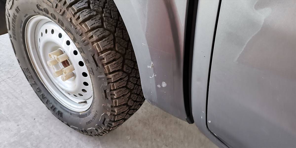 NISSAN NAVARA D CAB MT 4X4 2.3 - Imagen 46
