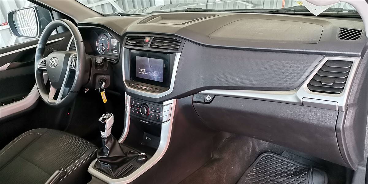 MAXUS T60 DCAB 4X4 2.8 - Imagen 23