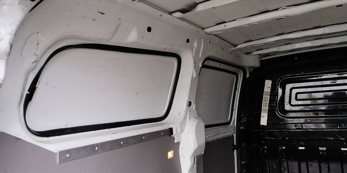 MAXUS G10 CARGO VAN 1.9 - Imagen 40