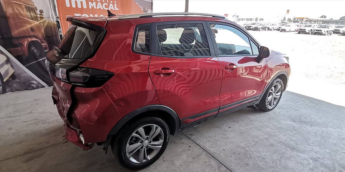 CHANGAN CS15 HB 4X2 1.5 - Imagen 11
