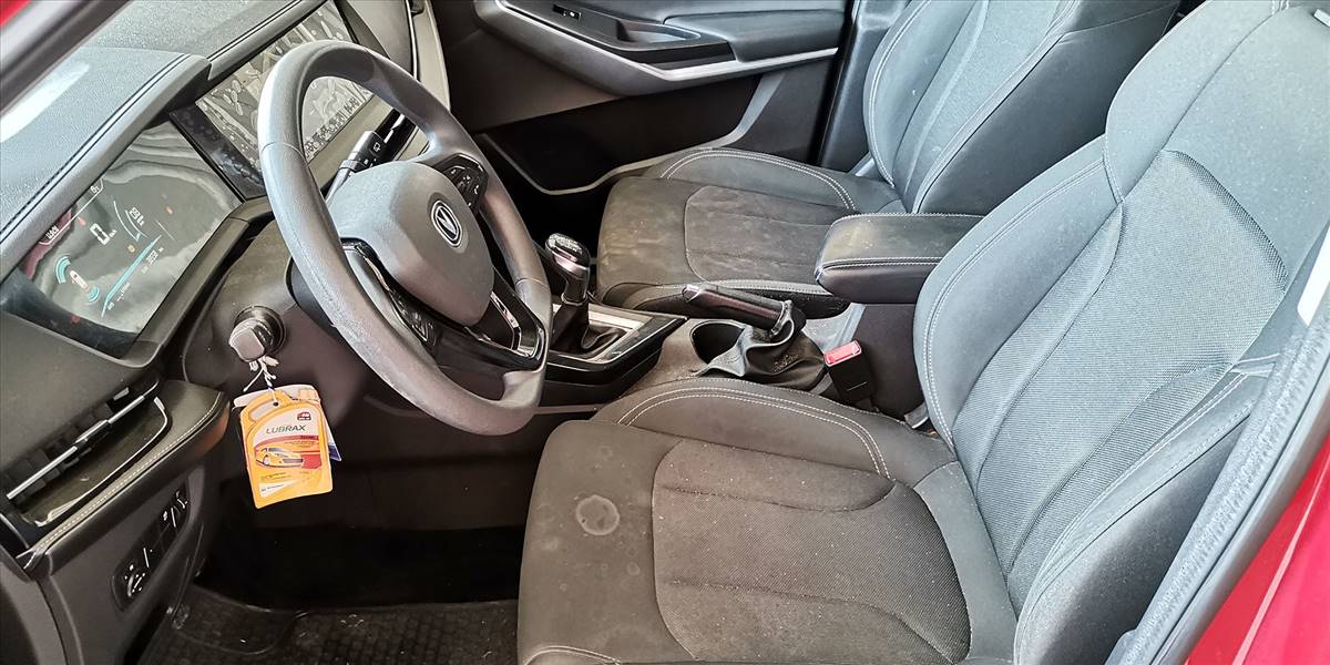 CHANGAN CS15 HB 4X2 1.5 - Imagen 25
