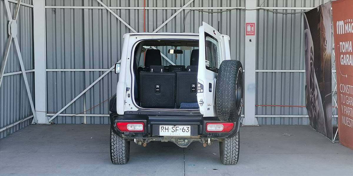 SUZUKI JIMNY GL 4X4 1.5 - Imagen 13