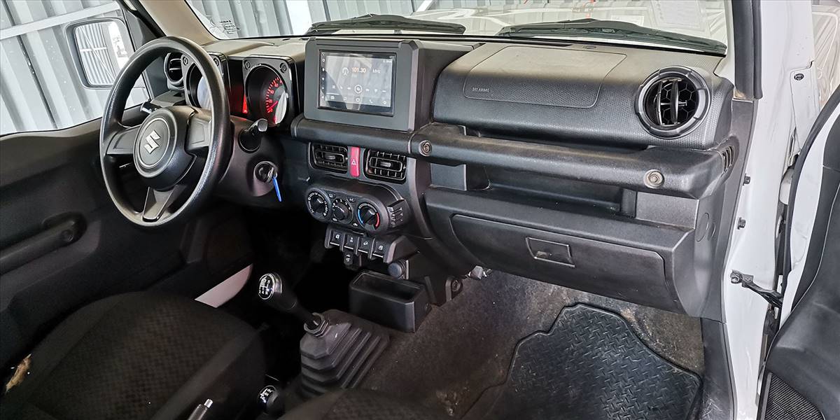 SUZUKI JIMNY GL 4X4 1.5 - Imagen 22