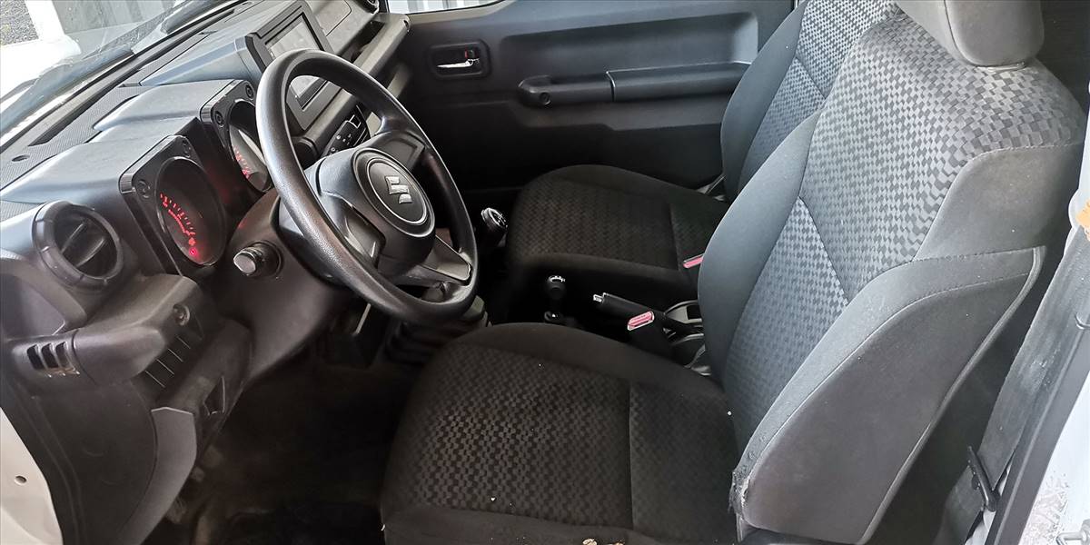 SUZUKI JIMNY GL 4X4 1.5 - Imagen 25