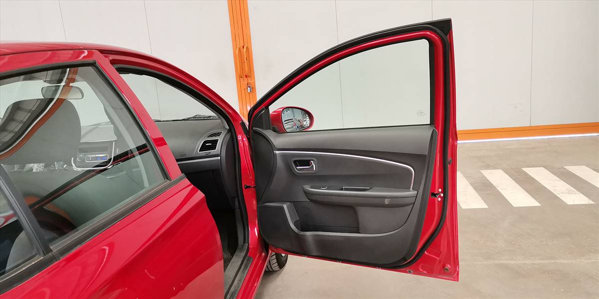 CHERY ARRIZO 3 GLS 1.5 - Imagen 28
