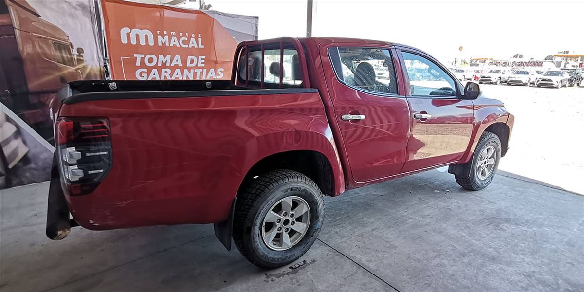 MITSUBISHI L200 KATANA CRT 4X4 2.4 - Imagen 55