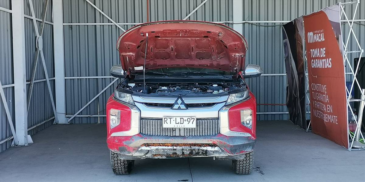 MITSUBISHI L200 KATANA CRT 4X4 2.4 - Imagen 71