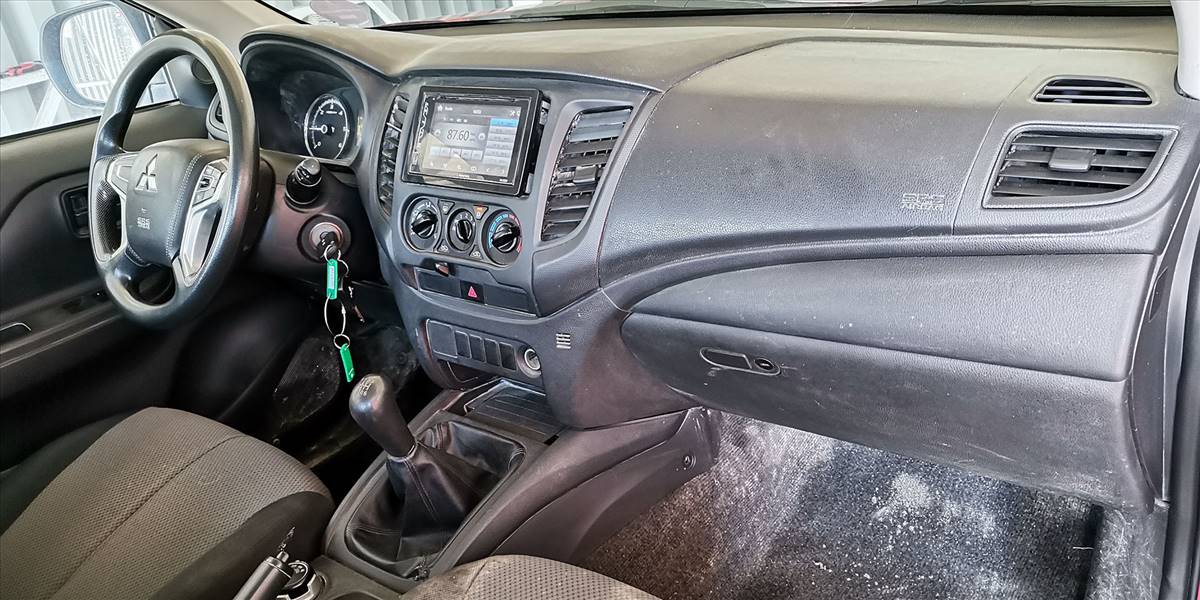 MITSUBISHI L200 KATANA CRT 4X4 2.4 - Imagen 108