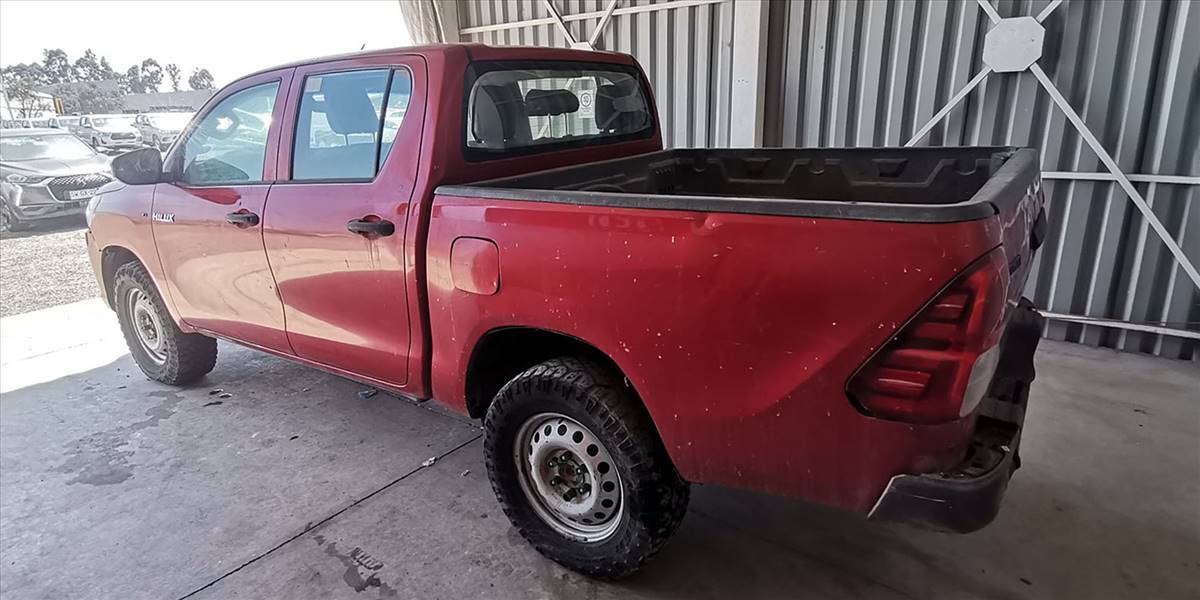 TOYOTA HI LUX D CAB 2.4 - Imagen 20