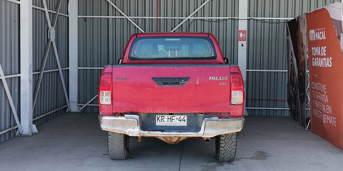 TOYOTA HI LUX D CAB 2.4 - Imagen 23