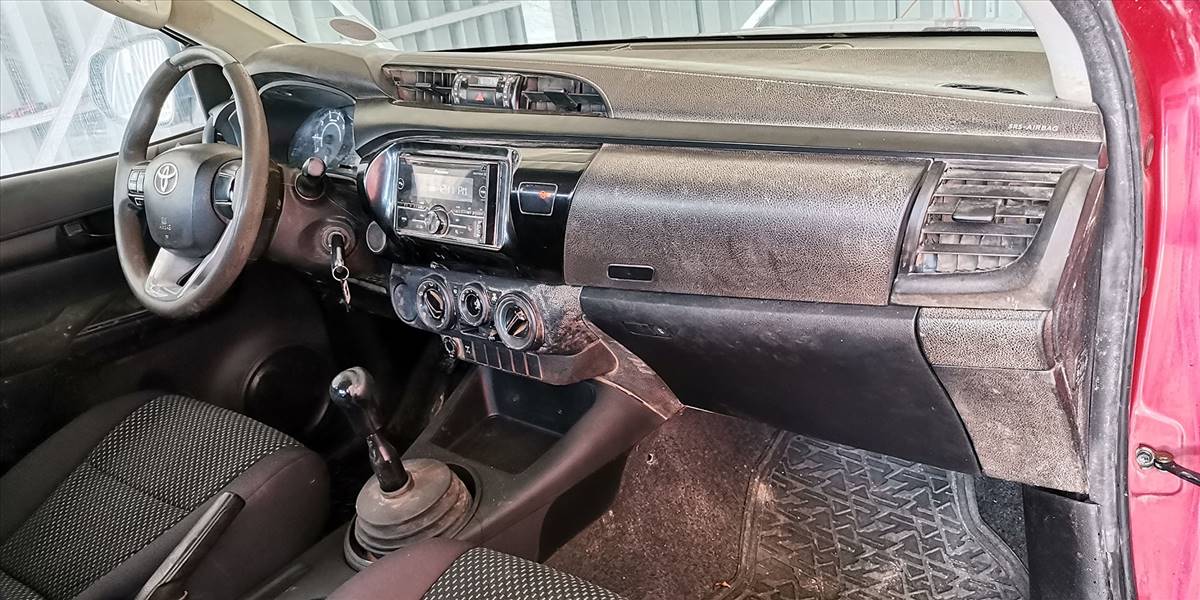 TOYOTA HI LUX D CAB 2.4 - Imagen 42