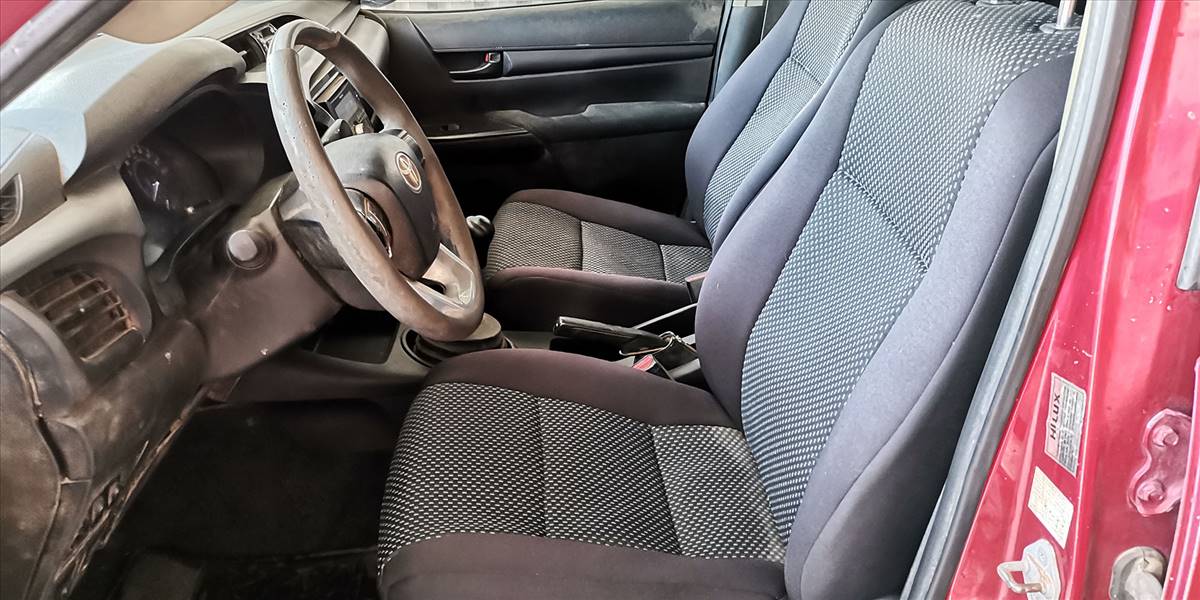 TOYOTA HI LUX D CAB 2.4 - Imagen 47