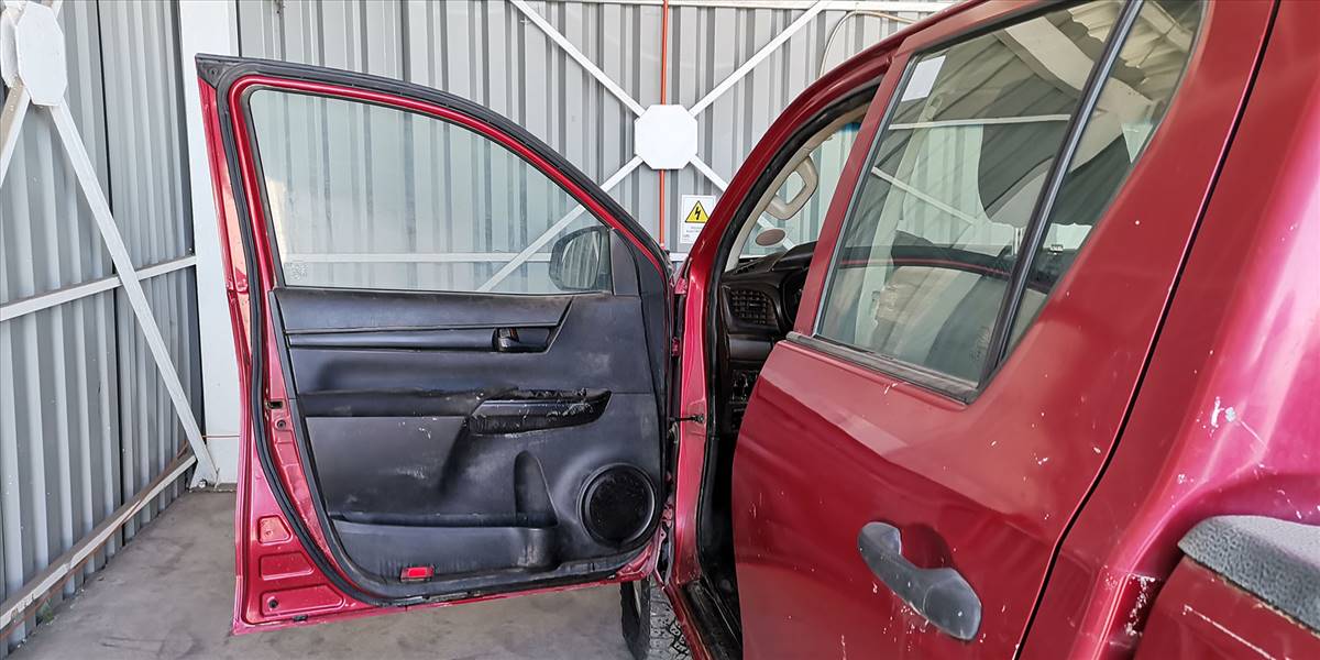 TOYOTA HI LUX D CAB 2.4 - Imagen 52