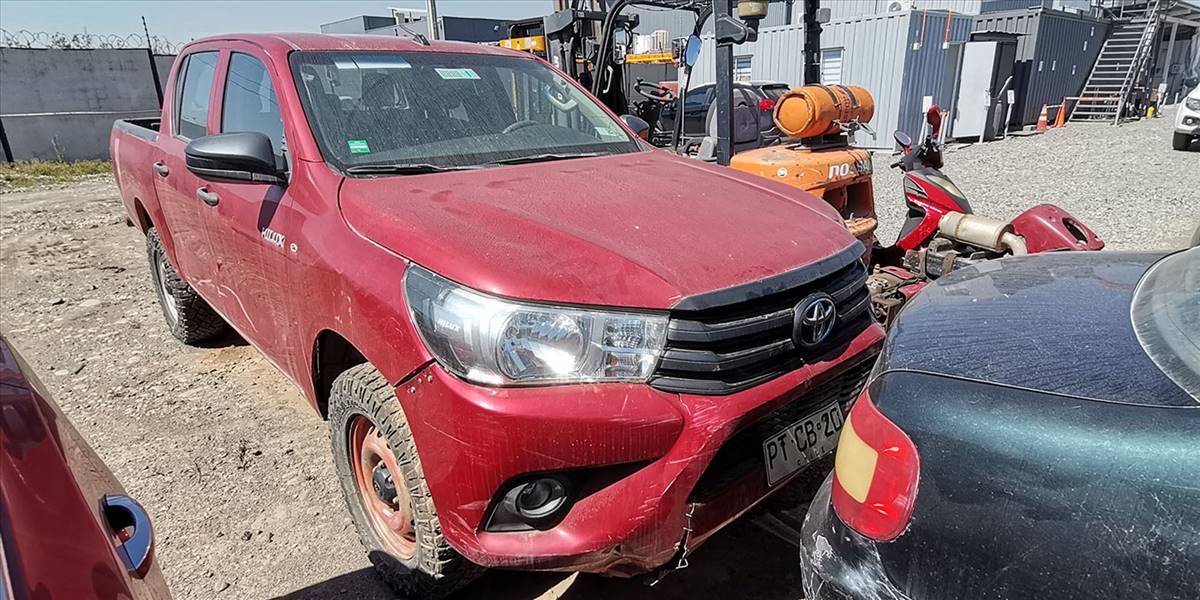 TOYOTA HILUX PICKUP 4P 4X4 2.4 - Imagen 10