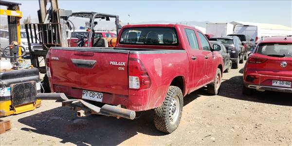 TOYOTA HILUX PICKUP 4P 4X4 2.4 - Imagen 16