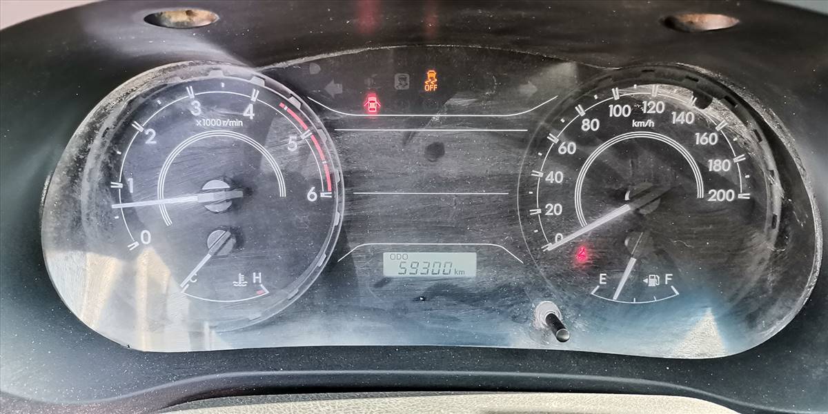 TOYOTA HILUX PICKUP 4P 4X4 2.4 - Imagen 47